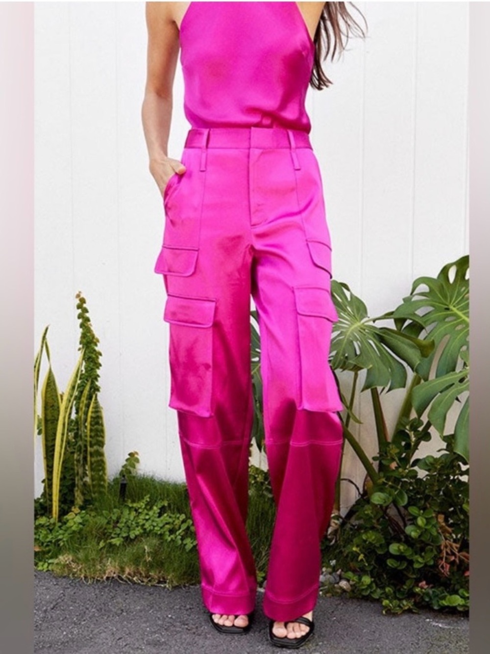 FRAME High Rise Wide Leg Pink Satin Cargo Pants Size 2